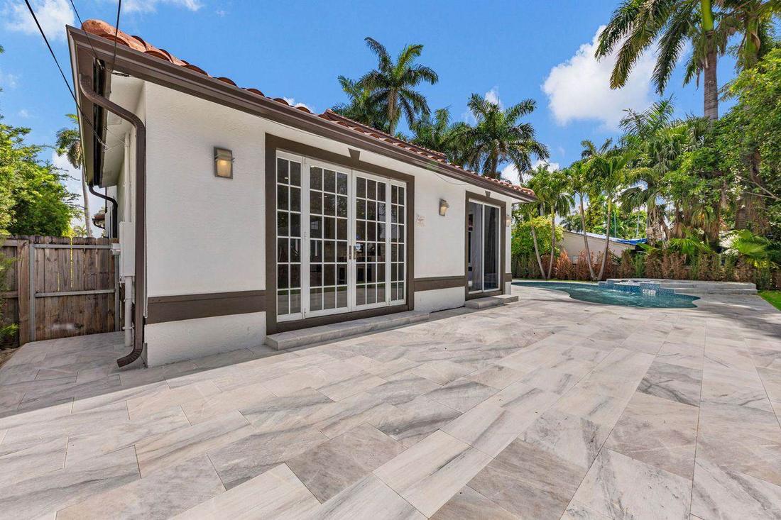 Paver patio and courtyard renovation at a South Florida home by MySFContractor