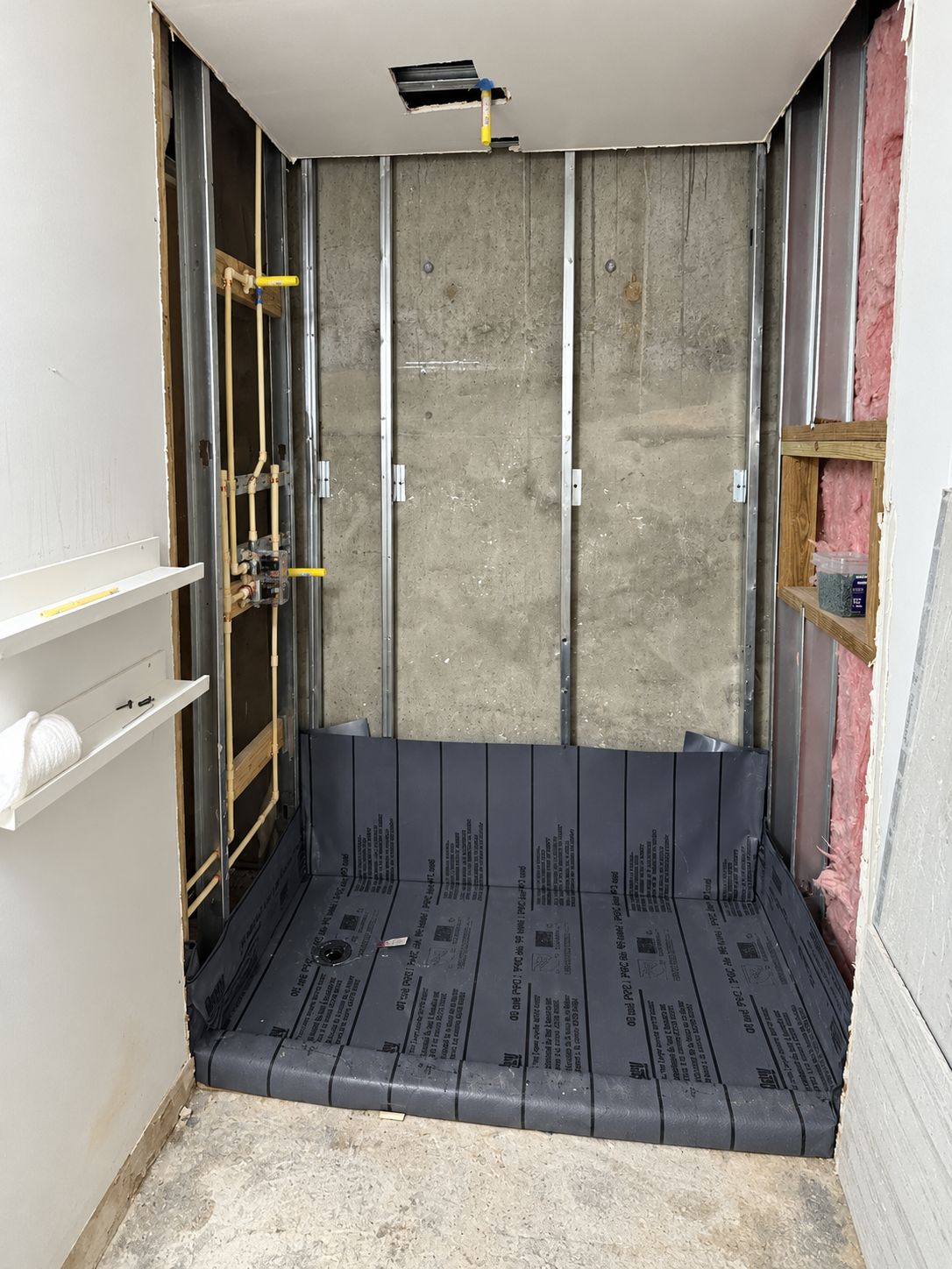 Bathroom Remodeling before photo